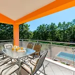 Vakantiehuis Pet Friendly In *