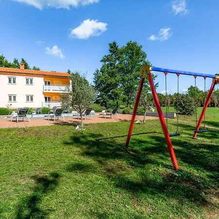 Vakantiehuis Pet Friendly In Pazin